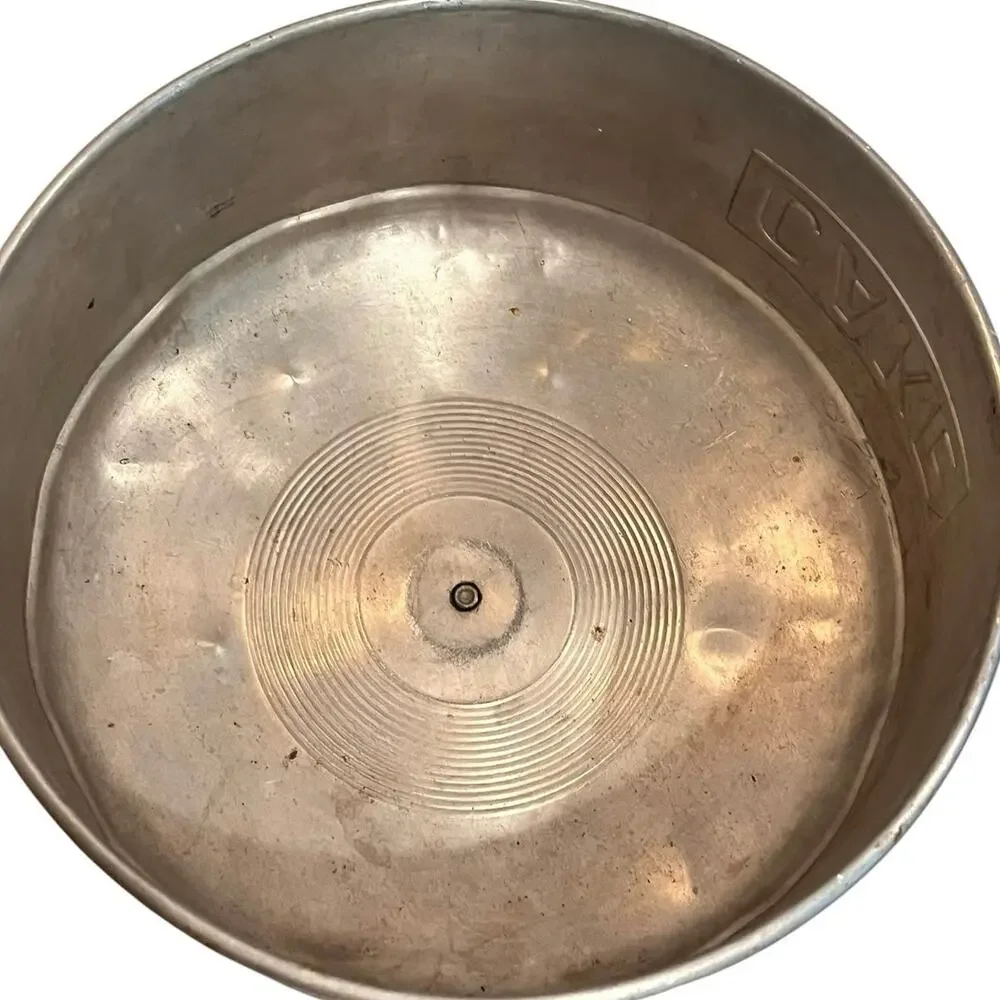 Aluminum Cake Carrier Dome Cover Embossed CAKE Black Knob Mid Century Vintage